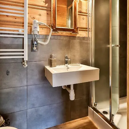 Dom Tomusik Apartament